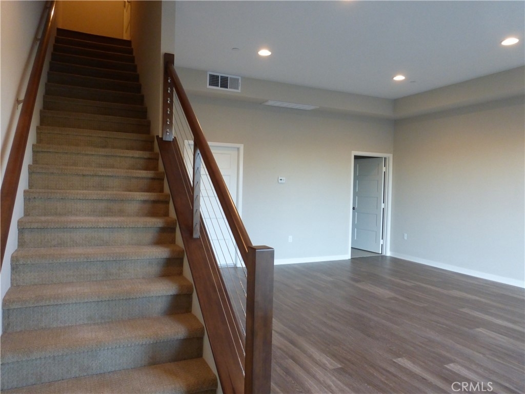 1500 W Artesia Square - Photo 3