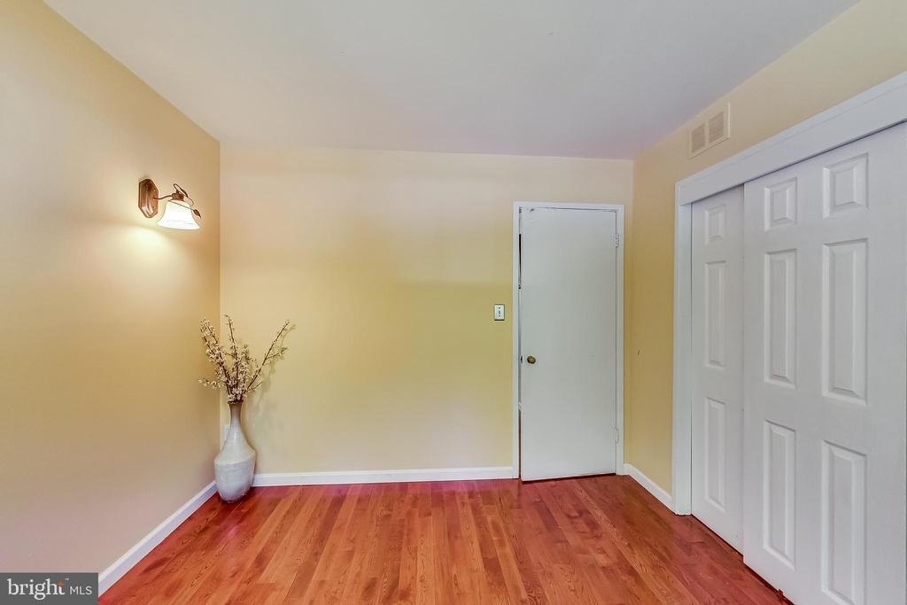 10103 Parkwood Ter - Photo 22