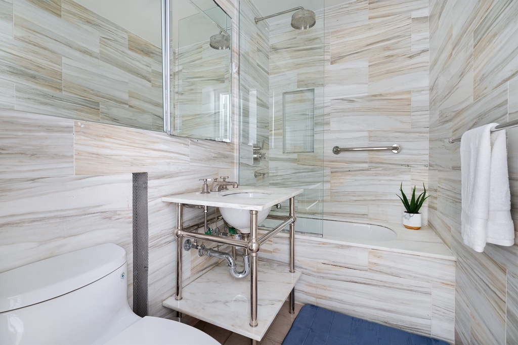 238 West 73rd Street - Photo 11