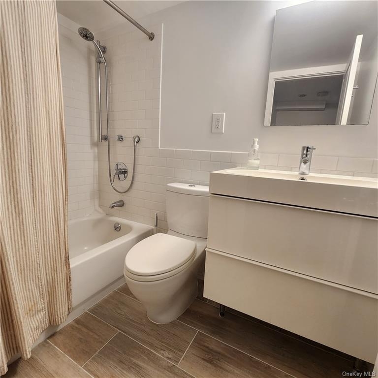 691 Saint Johns Place - Photo 5