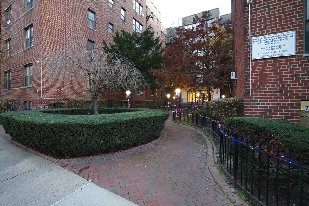 74-10 35th Avenue - Photo 4