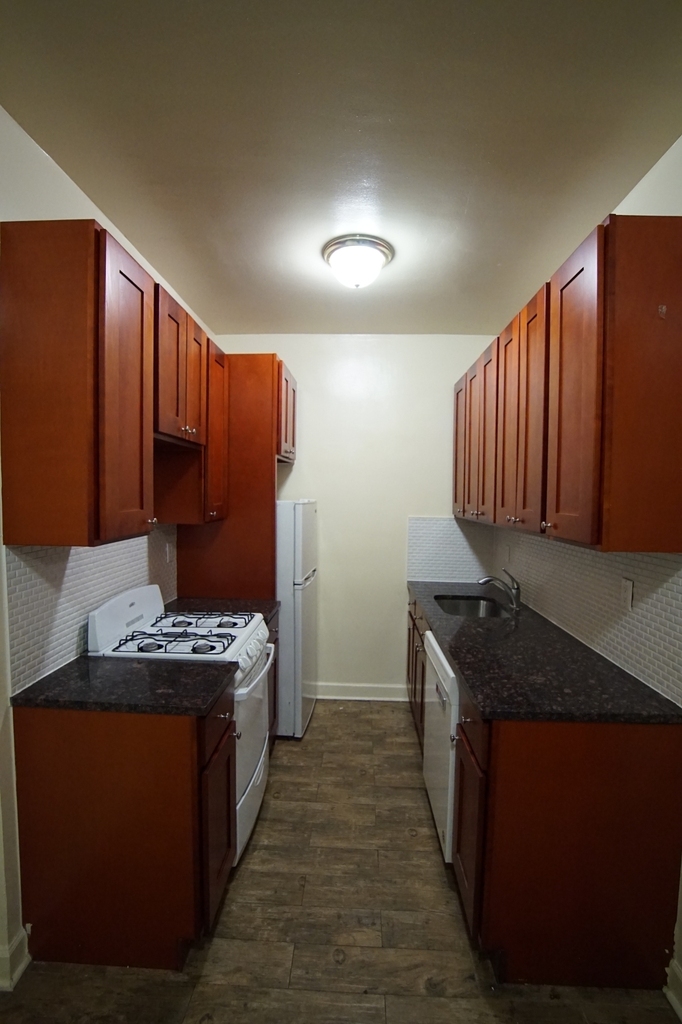 74-10 35th Avenue - Photo 10