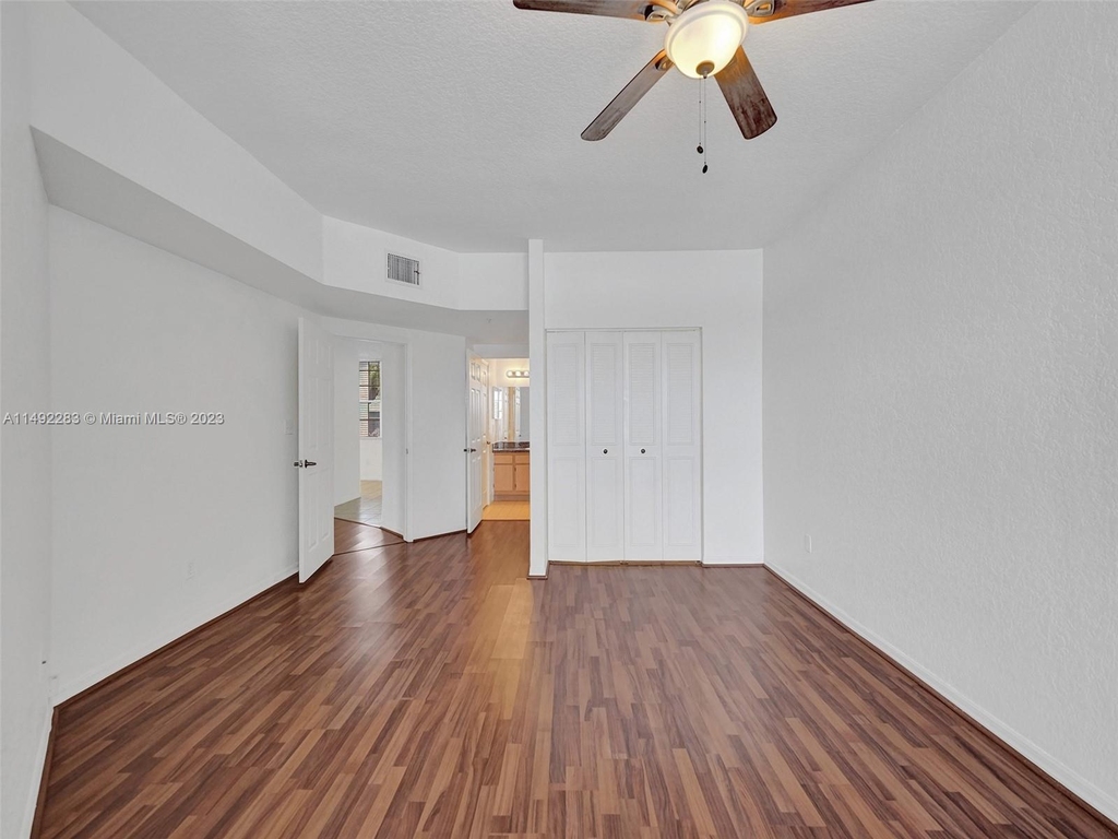 711 Sw 148th Ave - Photo 38