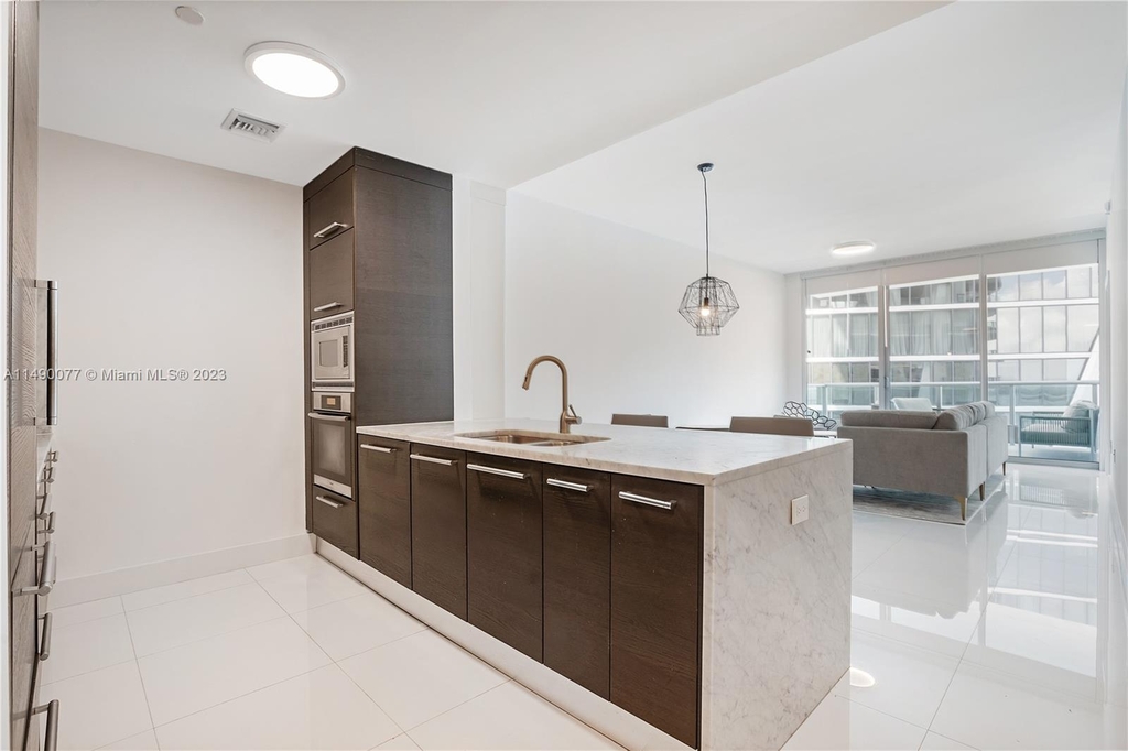 900 Biscayne Blvd - Photo 8