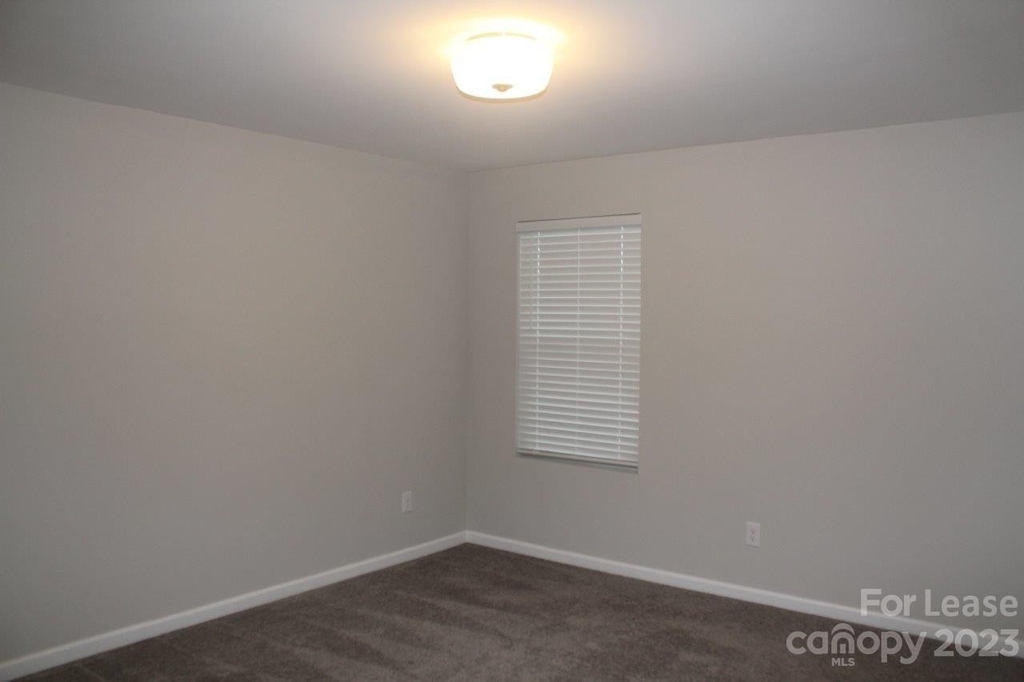 5936 River Meadow Court - Photo 32