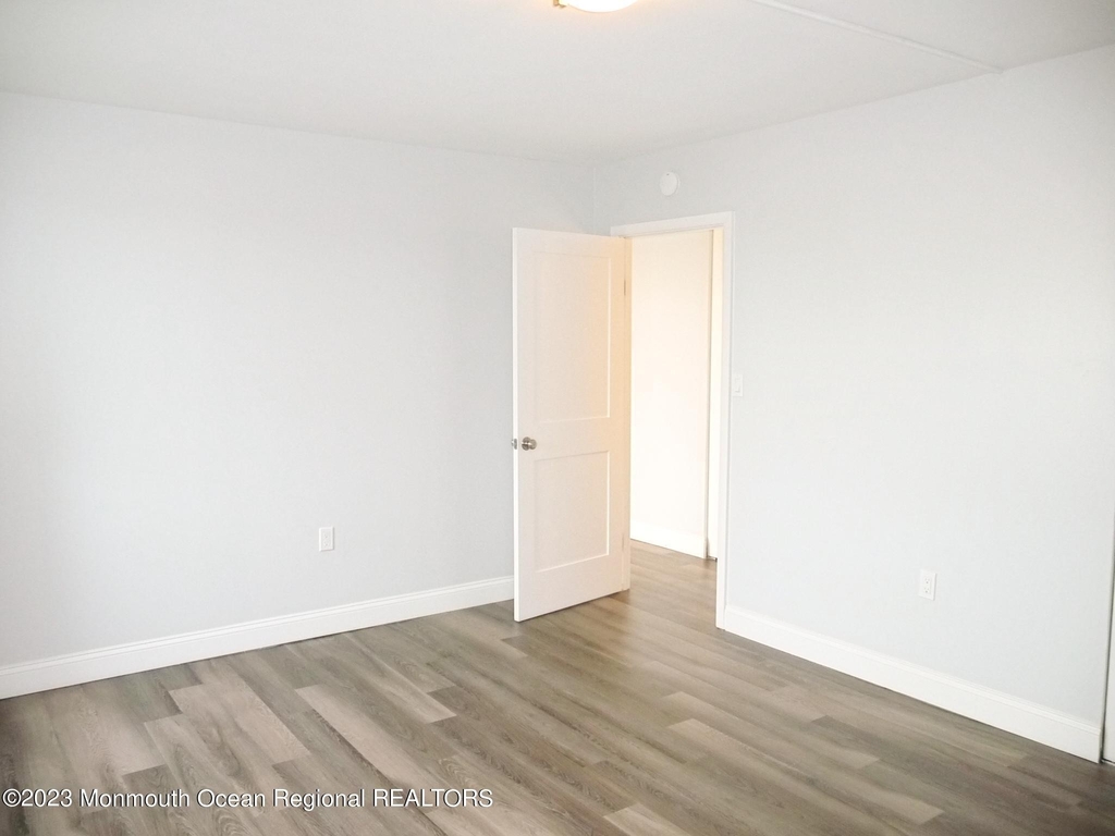 480 Ocean Avenue - Photo 14