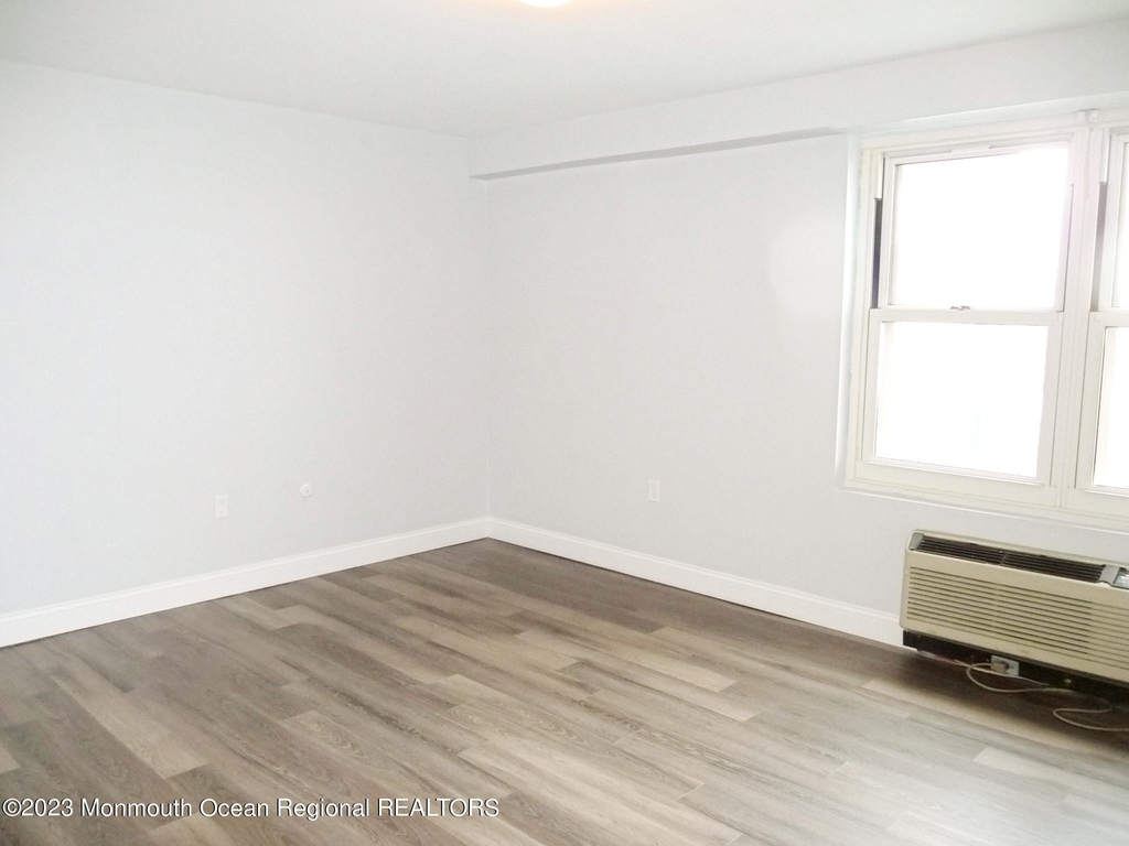 480 Ocean Avenue - Photo 16