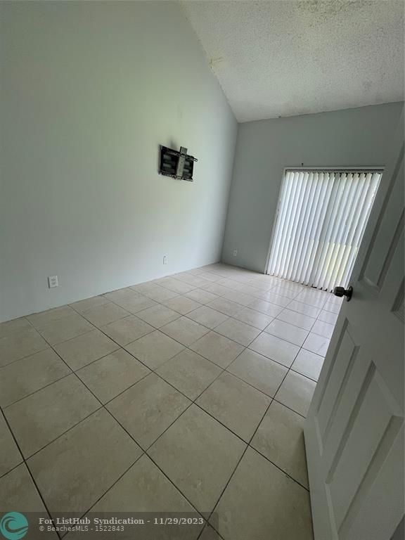 2435 Nw 55th Ter - Photo 5