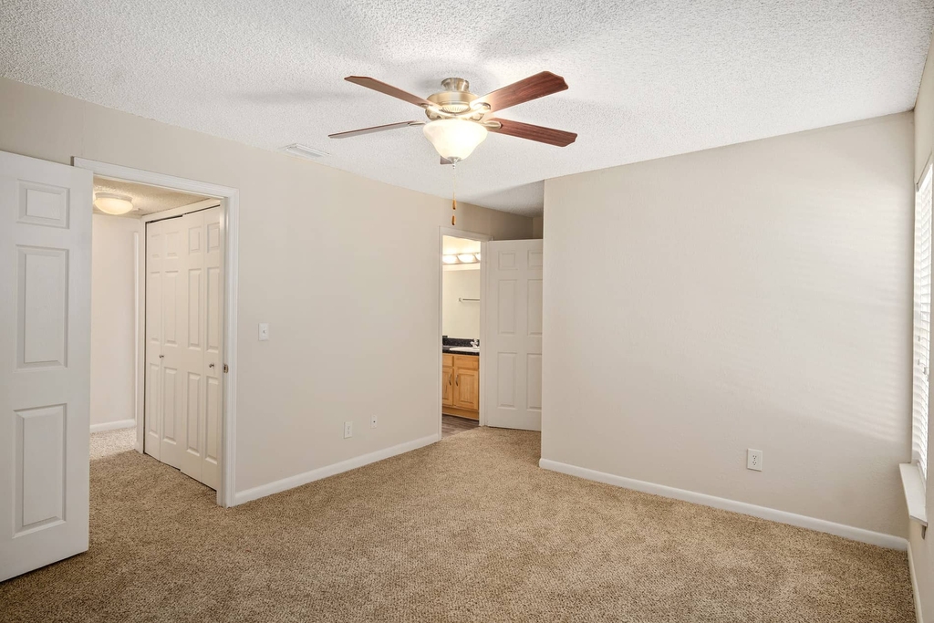 700 Altamira Circle - Photo 18