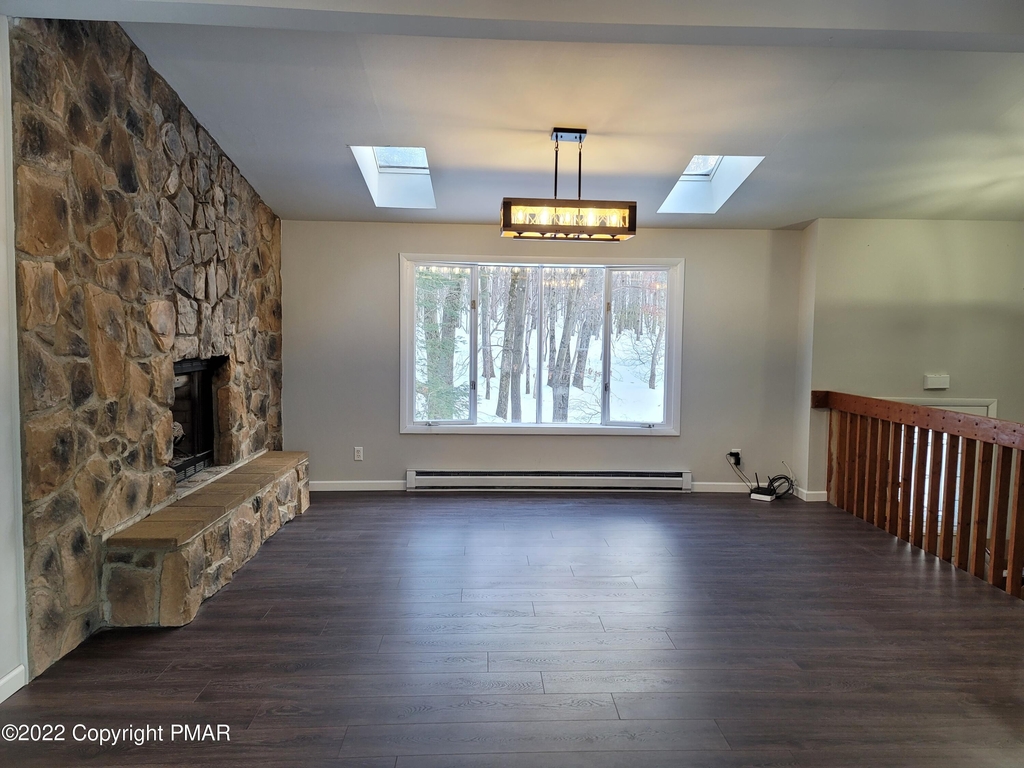 147 Winding Way - Photo 6