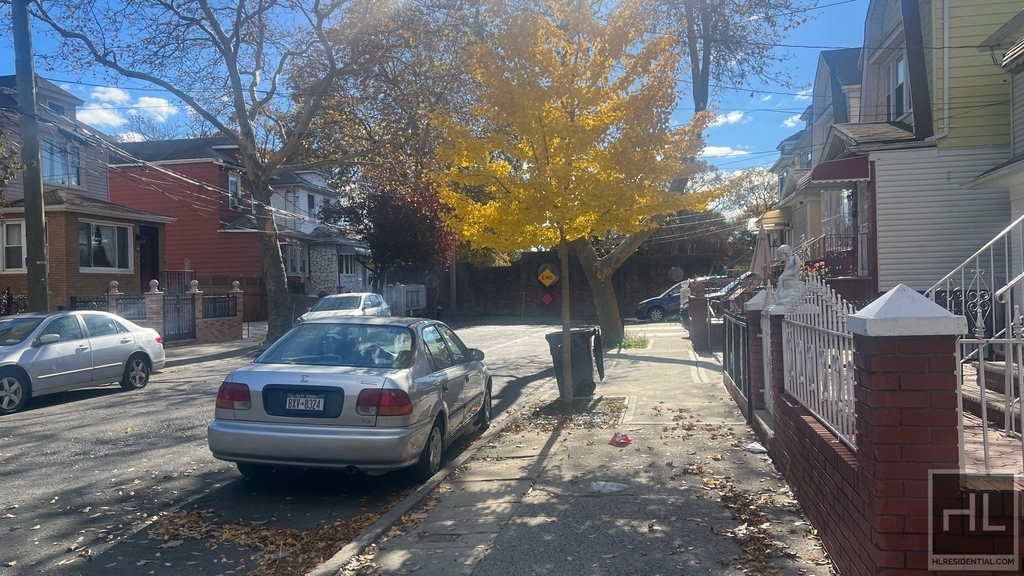 508 East 45 Street - Photo 9