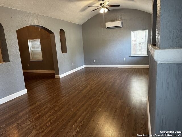 950 E Drexel Ave - Photo 1