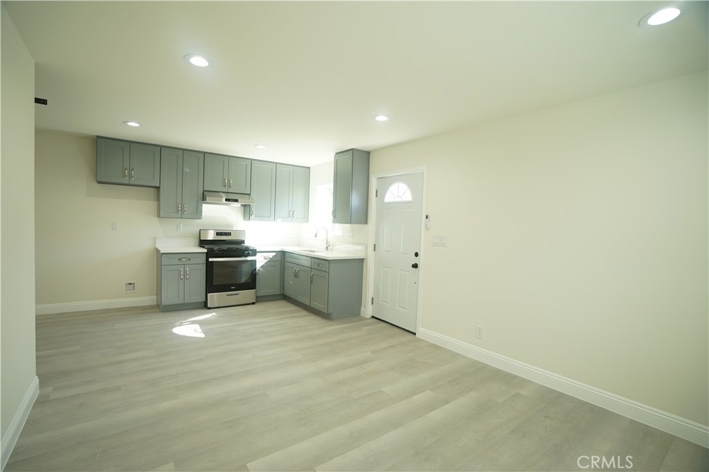 705 W Colorado Boulevard - Photo 11