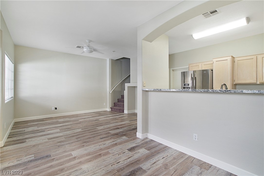 912 Nevada Sky Street - Photo 2