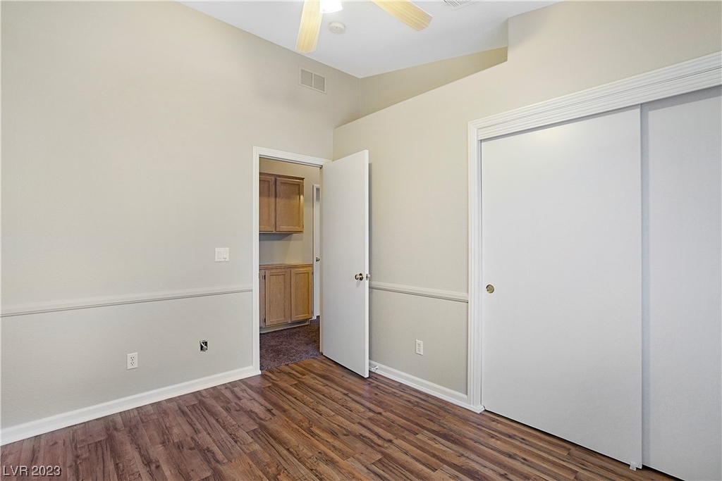 912 Nevada Sky Street - Photo 12