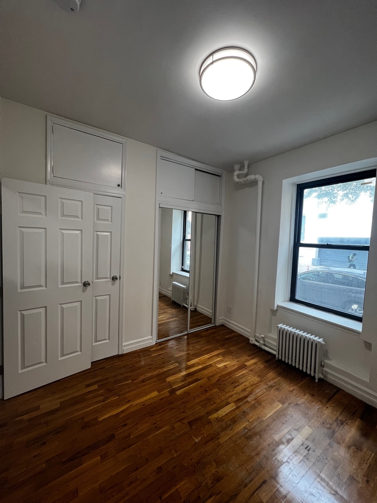 324 East 66th Street - Photo 7