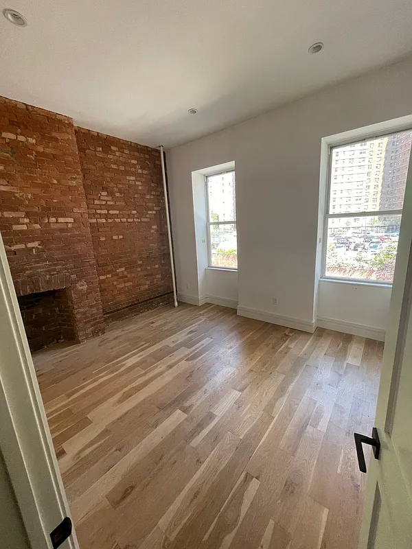 247 East Broadway - Photo 6