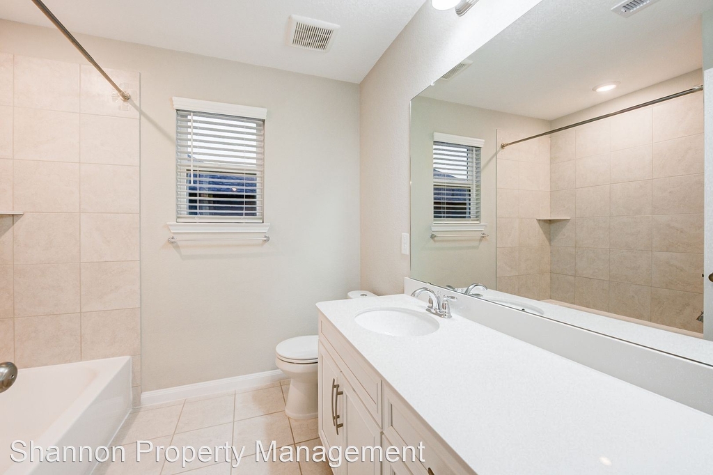 14017 Northline Lake Dr - Photo 10