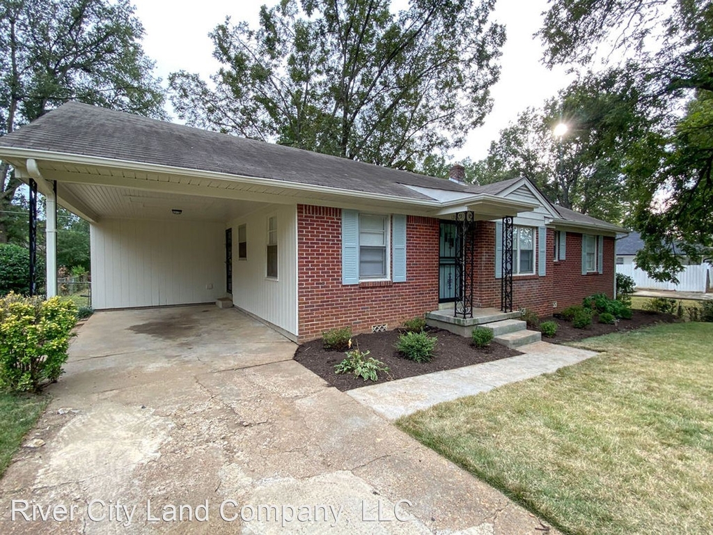 1301 Carol Drive - Photo 1