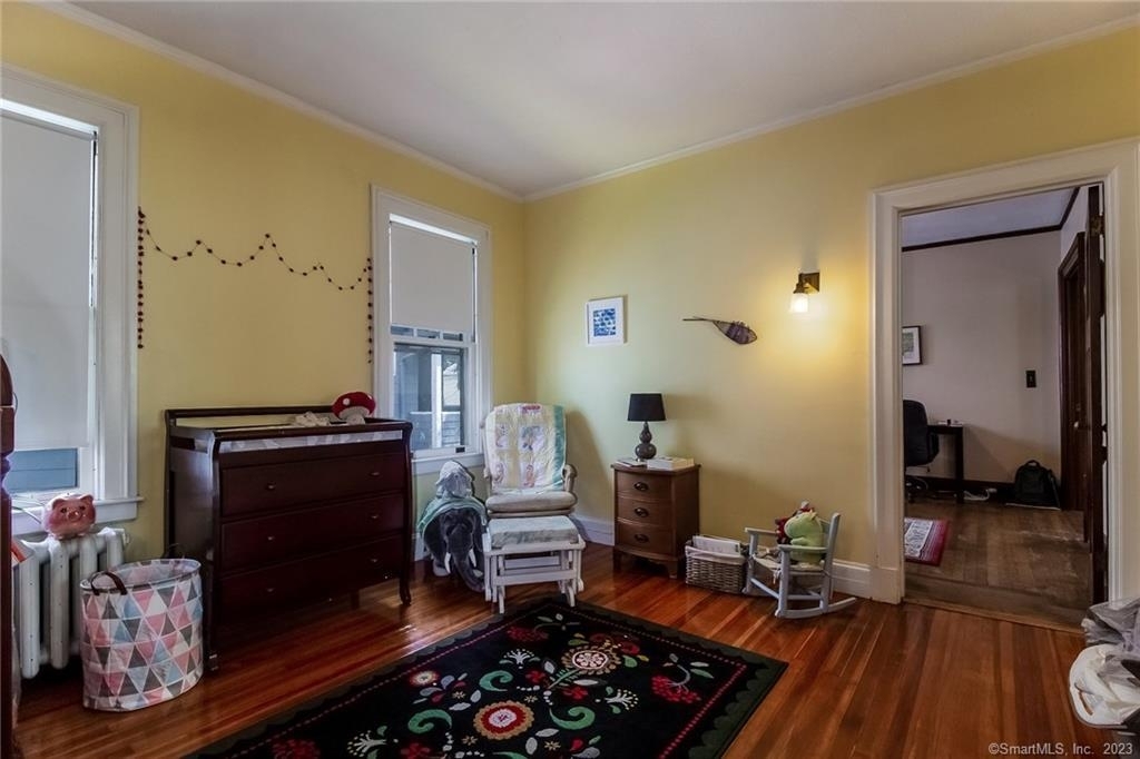 53 Beacon Street - Photo 2