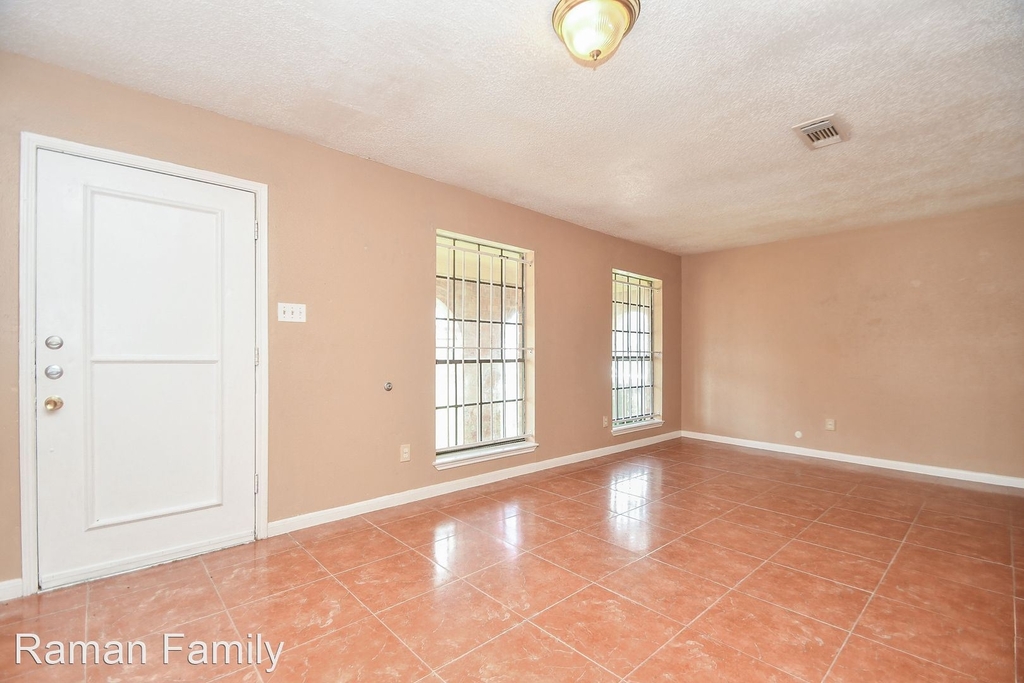 13419 Woodring Dr - Photo 3