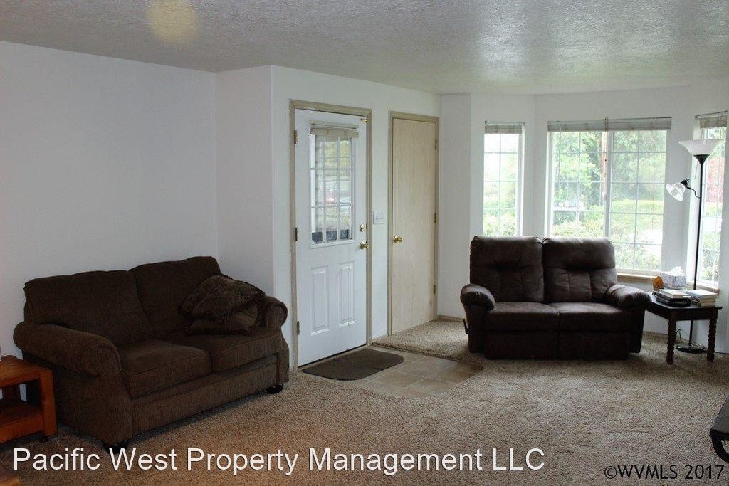 850 Boxwood Lane - Photo 3