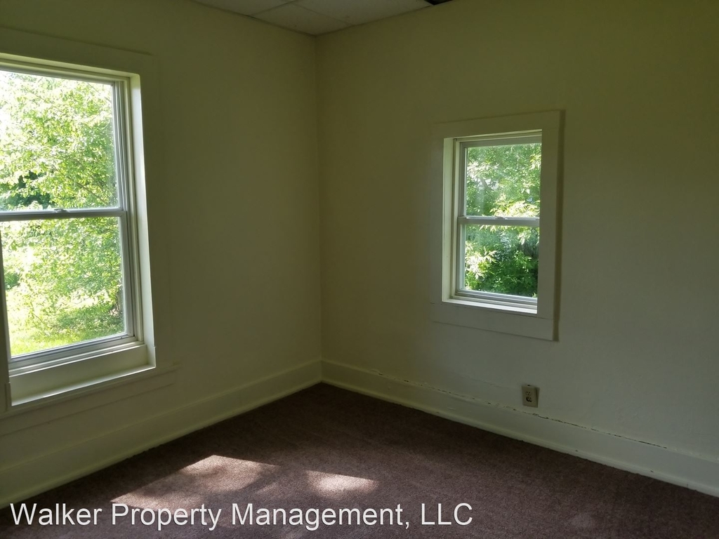 220 Linn Street - Photo 6