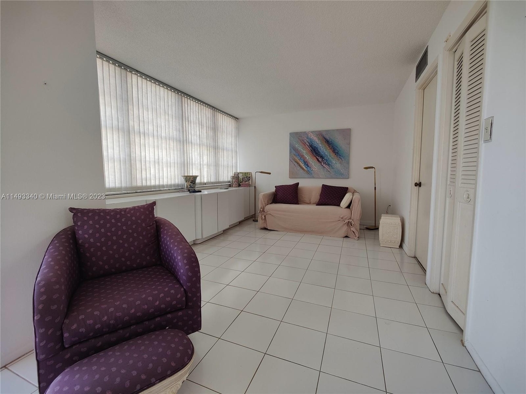 18021 Biscayne Blvd - Photo 11