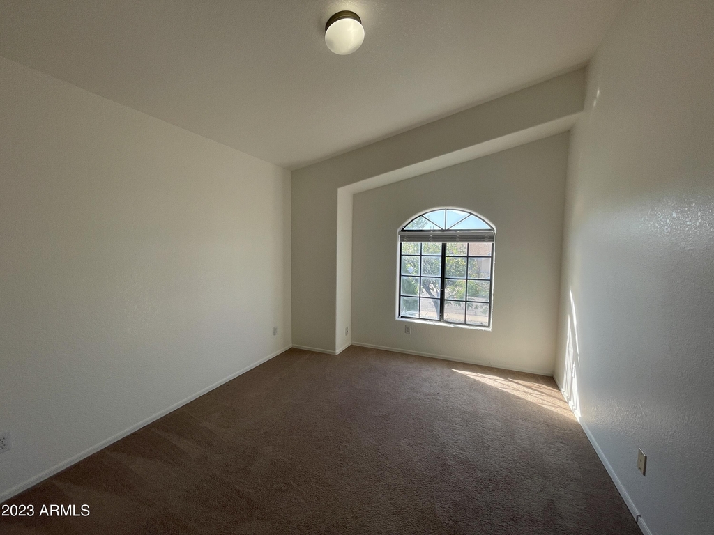 2717 Sun Crest Drive - Photo 22