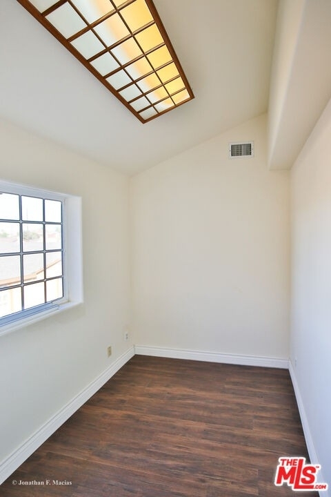 3218 W 134th St - Photo 5