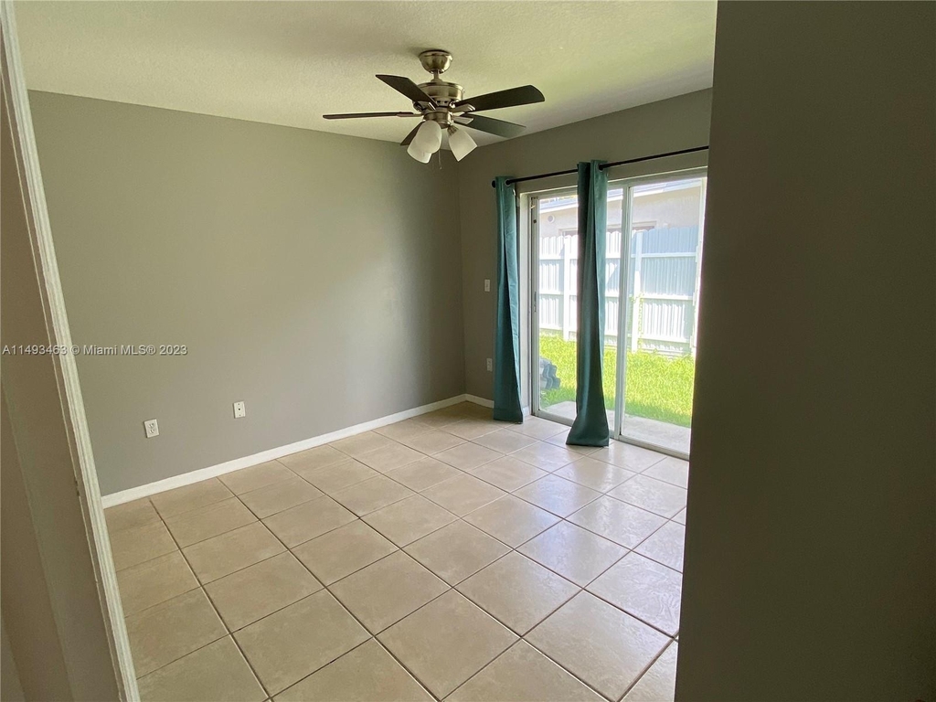 17136 Sw 143rd Pl - Photo 11