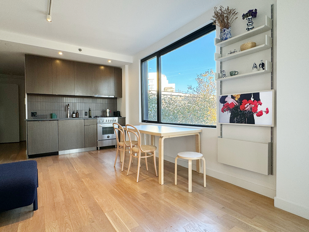 100 Ainslie Street - Photo 4