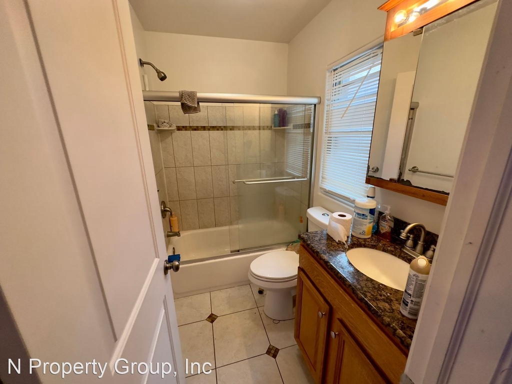 2220 Camac St - Photo 8