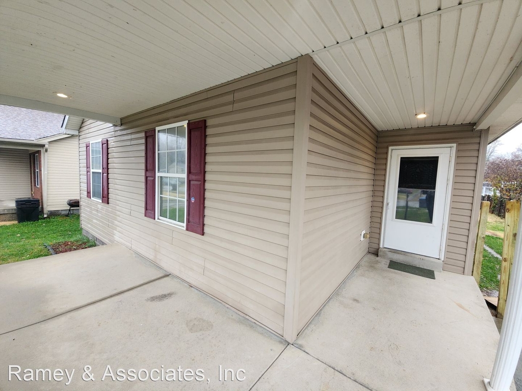 4816 Brenda Way - Photo 1