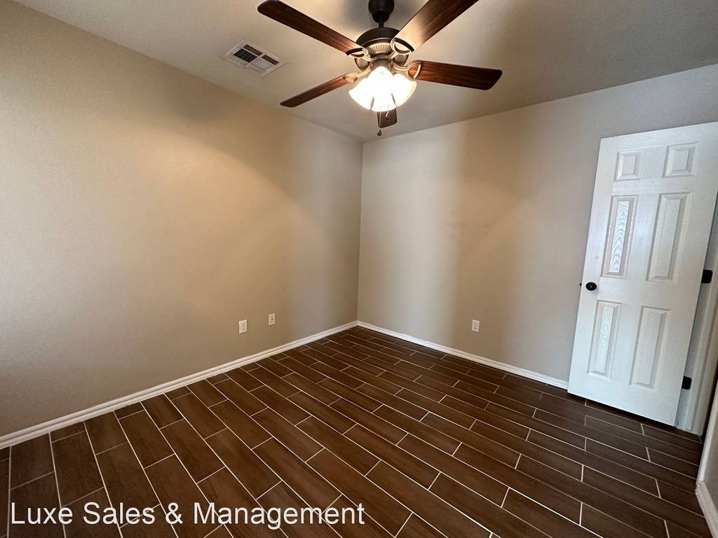 3512 Galatian Way - Photo 10