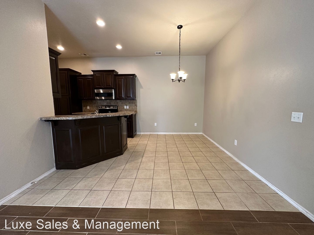 3512 Galatian Way - Photo 4