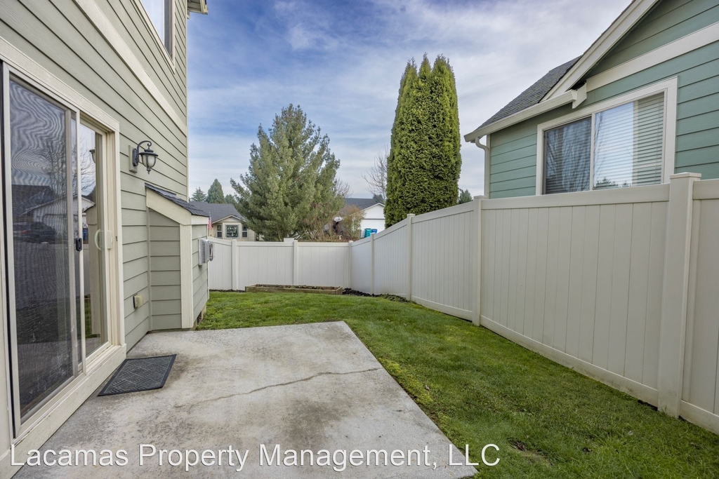 8025 Ne 62nd Cir. - Photo 15