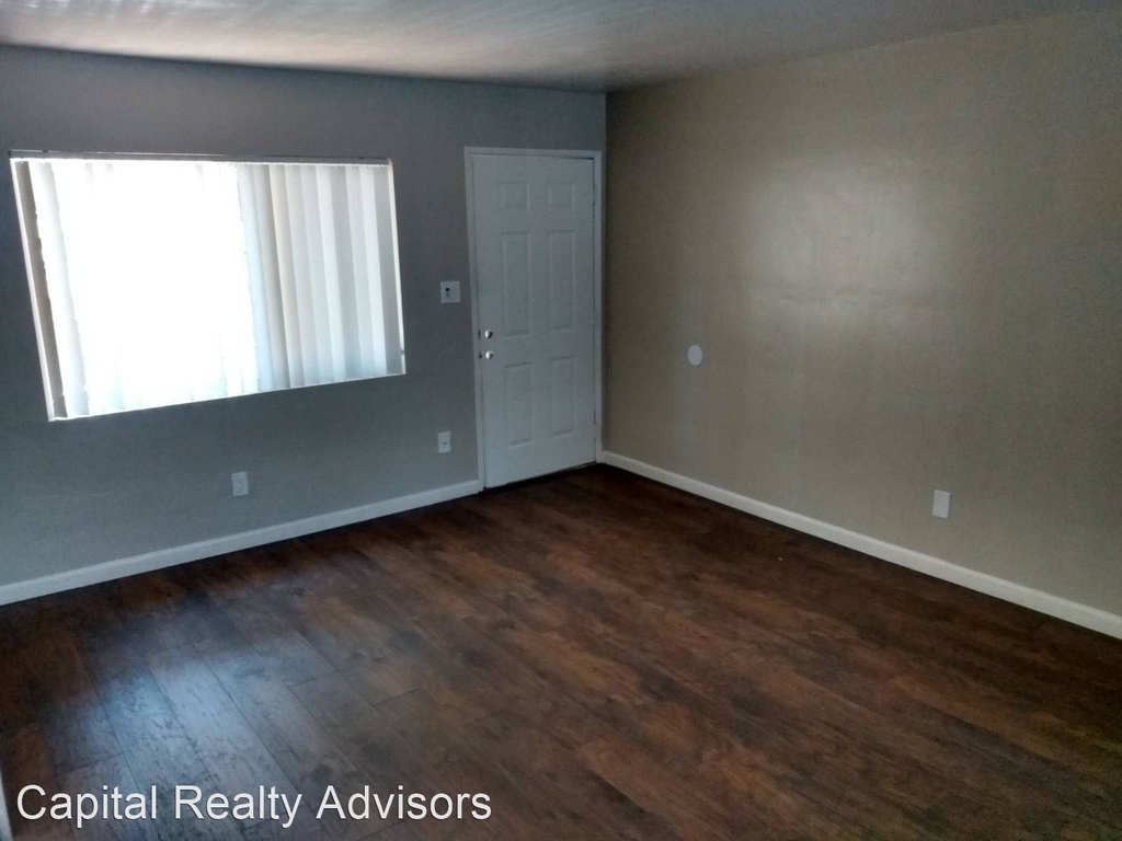 4406 Menlo Ave - Photo 2