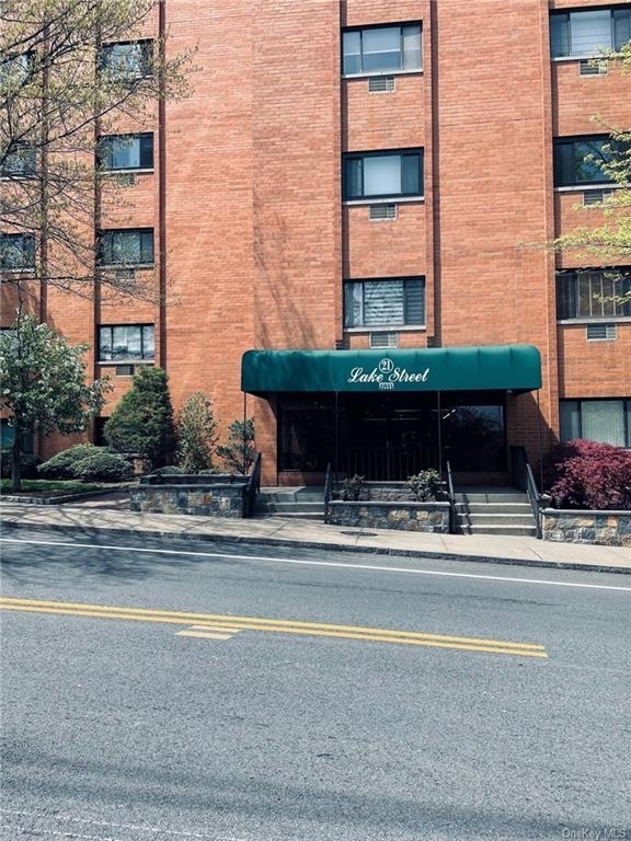 21 Lake Street - Photo 0