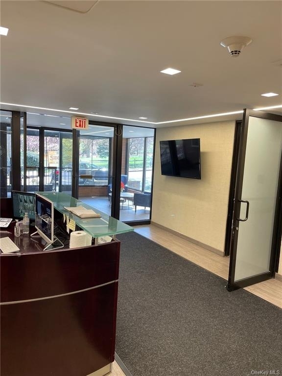 21 Lake Street - Photo 2
