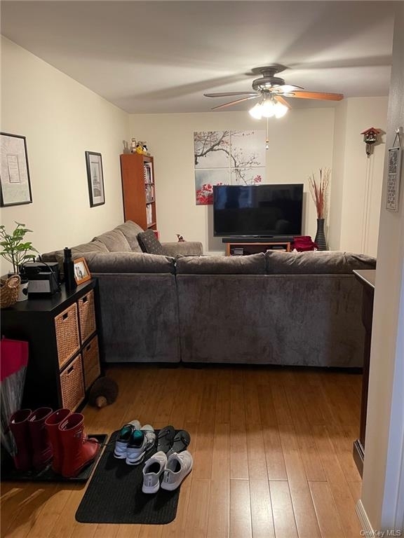 21 Lake Street - Photo 5