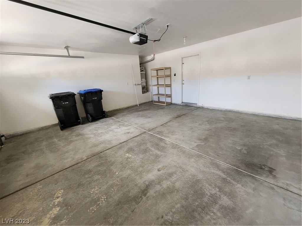 226 Misty Garden Street - Photo 38