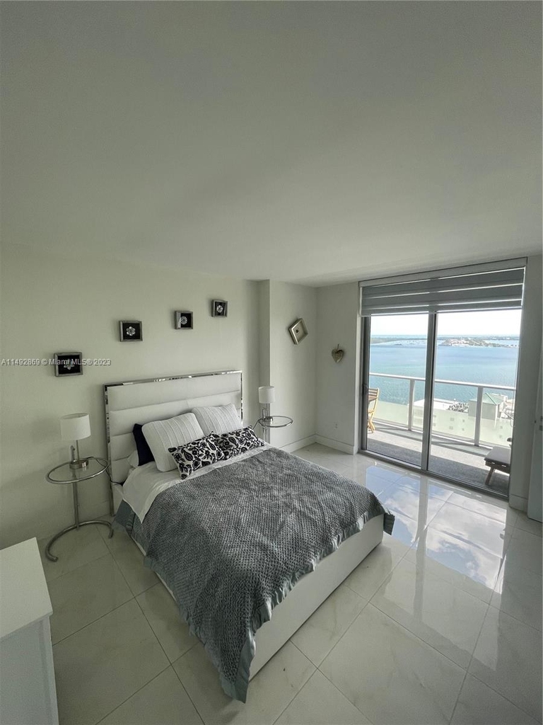 1300 Brickell Bay Dr - Photo 13