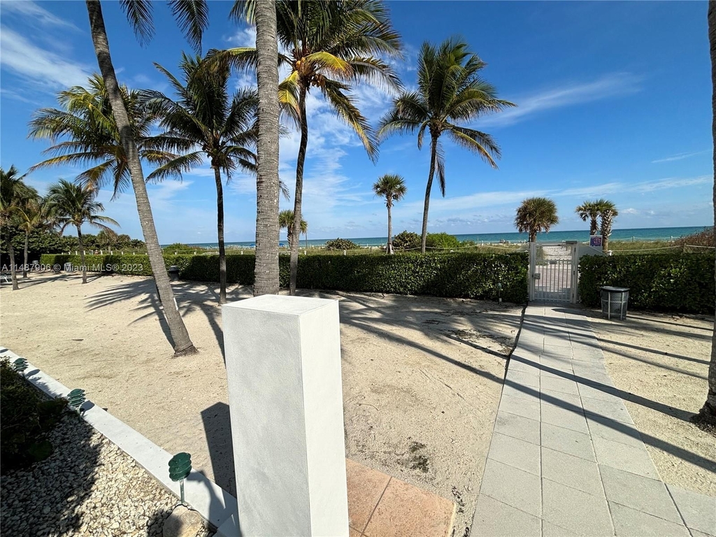 5005 Collins Ave - Photo 9