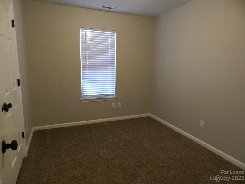 5906 White Cliffs Drive - Photo 8