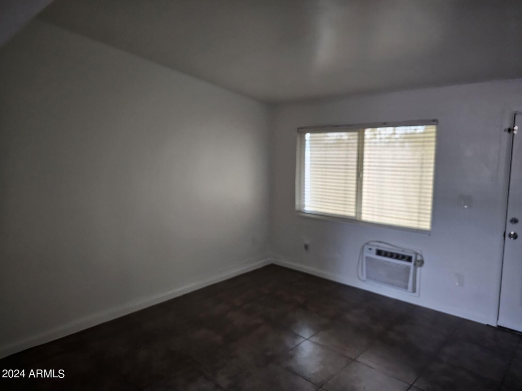 1801 W Carol Avenue - Photo 9