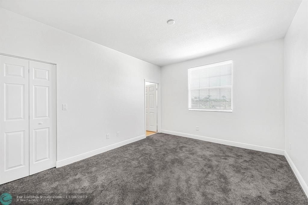 1036 Sw 147th Ave - Photo 23