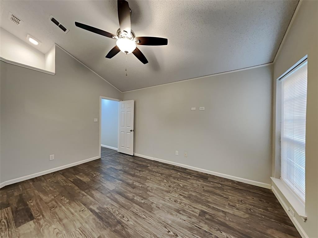 2808 Sommerset Drive - Photo 5