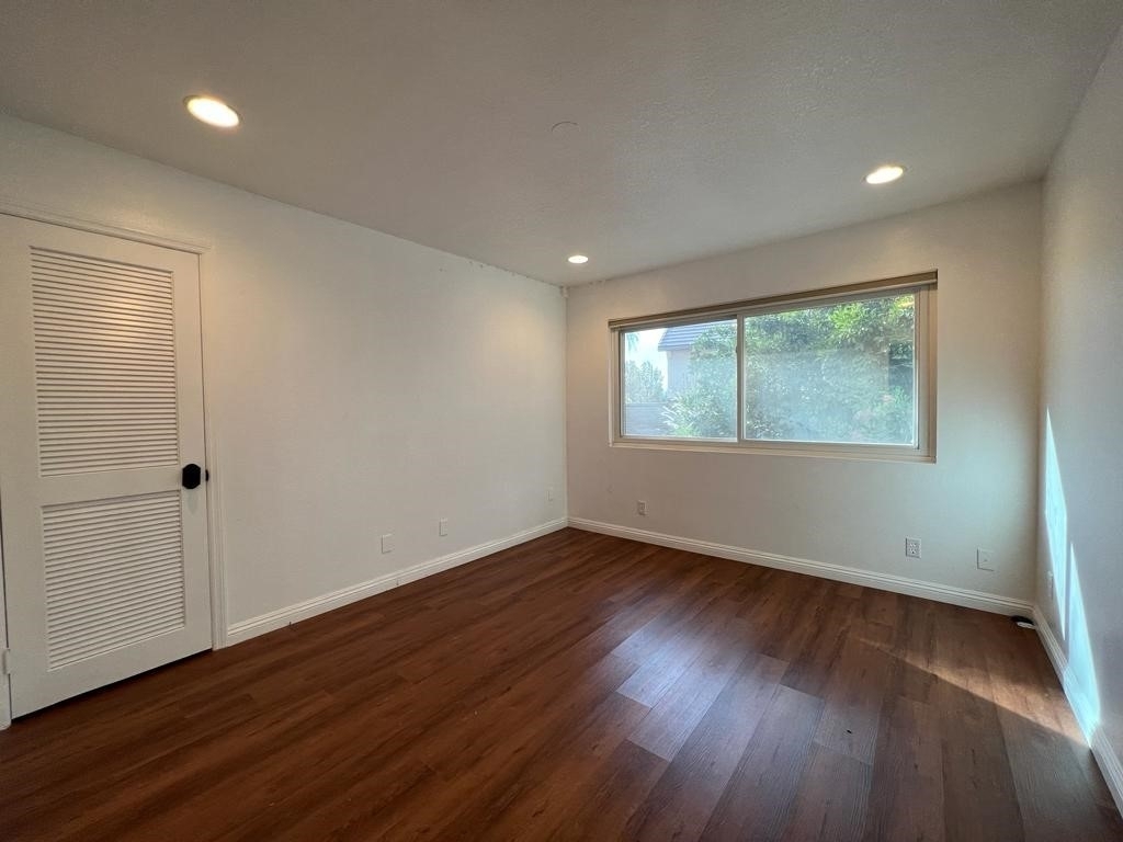 9388 Valley View Street - Photo 16