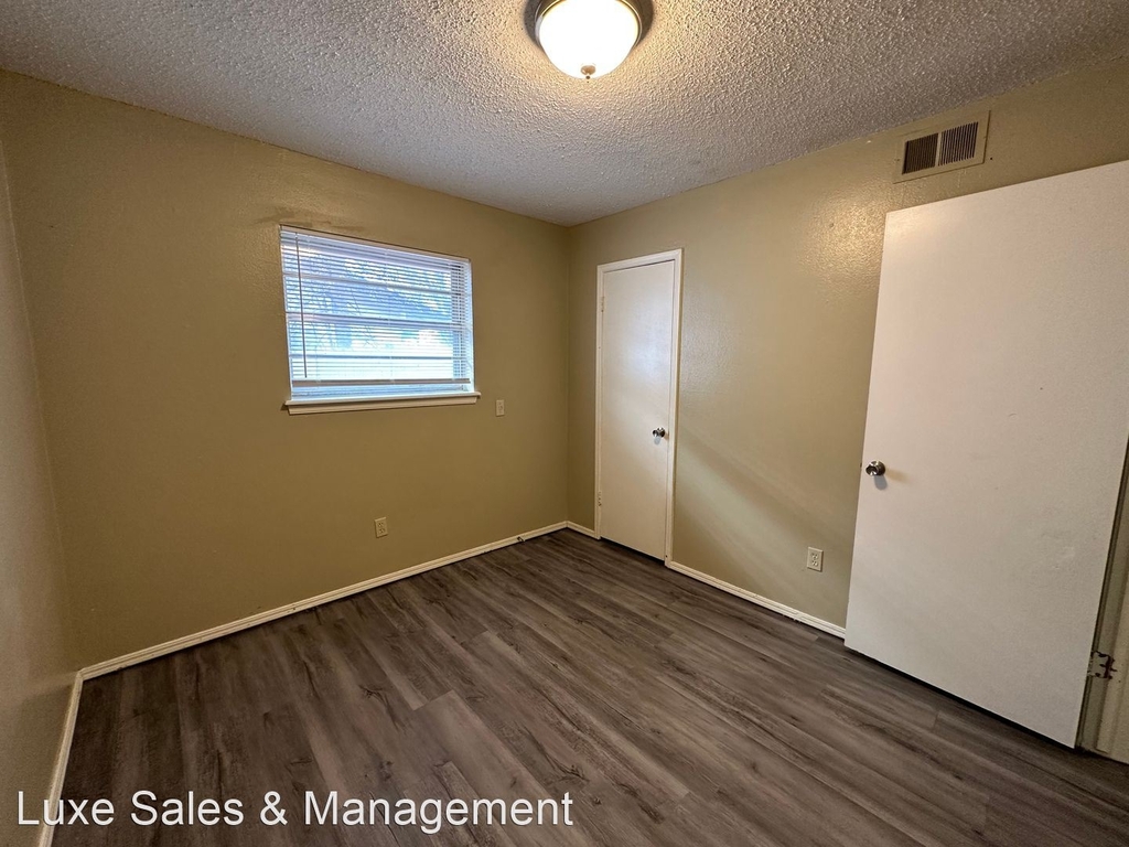 621 N Lotus Avenue - Photo 29